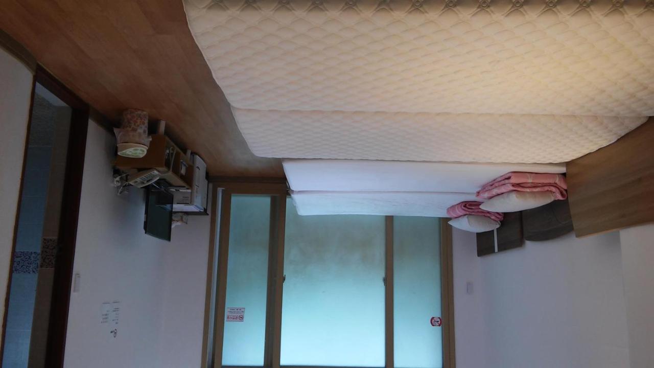 Geomunoreum Hostel Jeju Ngoại thất bức ảnh