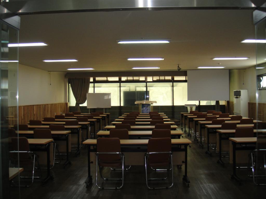 Geomunoreum Hostel Jeju Ngoại thất bức ảnh