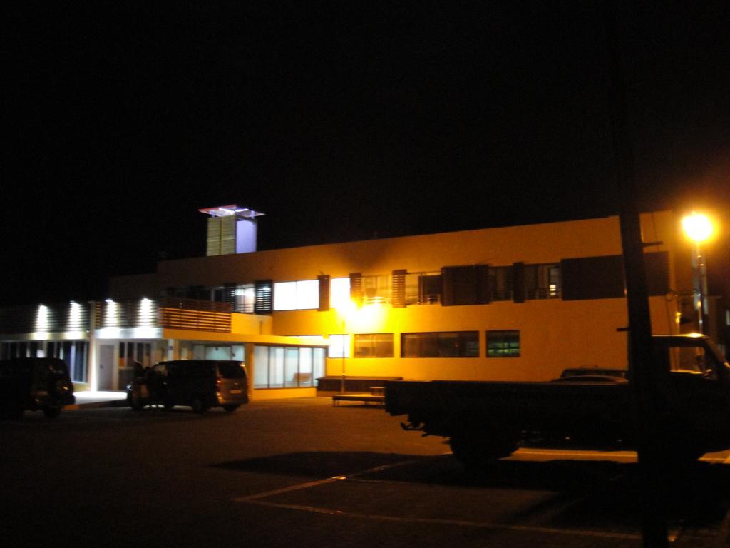 Geomunoreum Hostel Jeju Ngoại thất bức ảnh