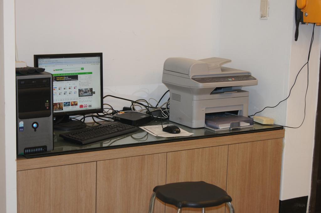 Geomunoreum Hostel Jeju Ngoại thất bức ảnh